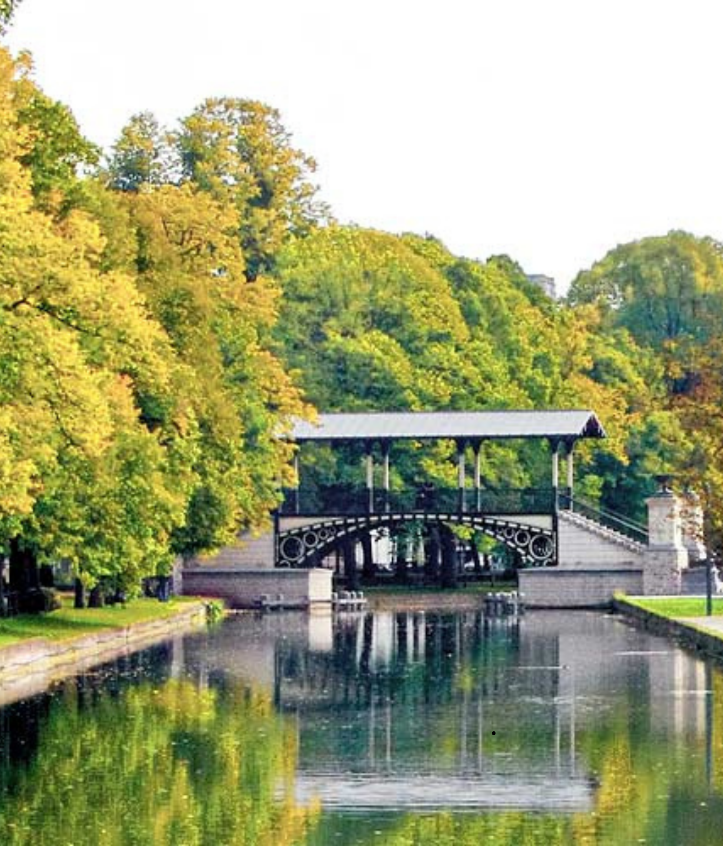 Canal près de la Citadelle de Lille dans le quartier Vauban
